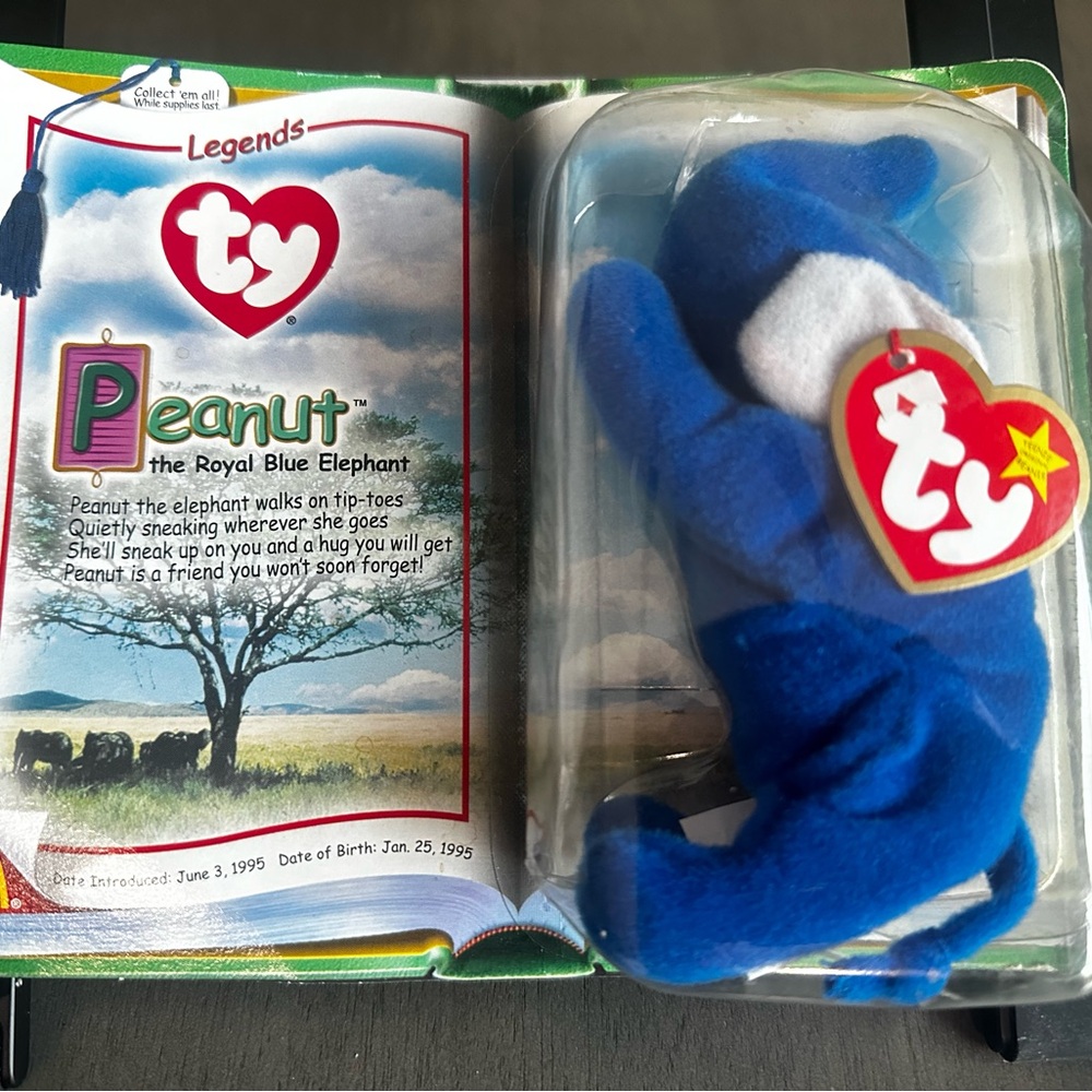Ty Beanie Baby Peanut the Royal Blue Elephant